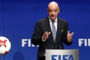 Football/La Fifa veut-elle révolutionner ou tuer le football ?