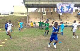 Football-Vacances/Jardin de Football du Gabon en excursion à Kango