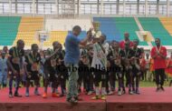 Mini Foot-Port-Gentil/African Stars sur la plus haute marche du podium