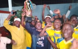 Football-Tchibanga/Munadji 76 reçu par le ministre Ulrich Manfoumbi