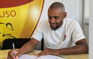 Echos des Panthères/Johan Obiang signe à Orléans, D3 française, jusqu'en 2026