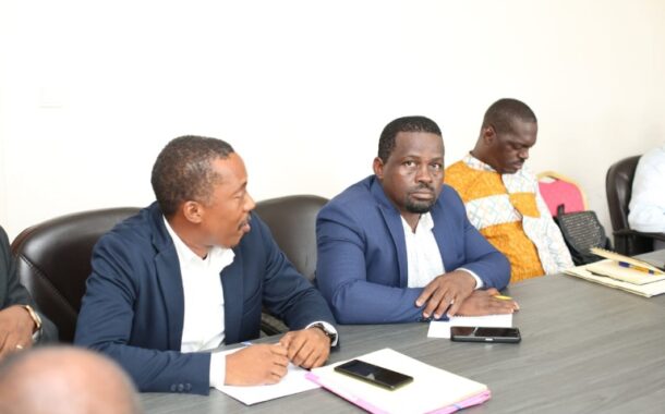 Crise à l'USB/On va encore attendre !