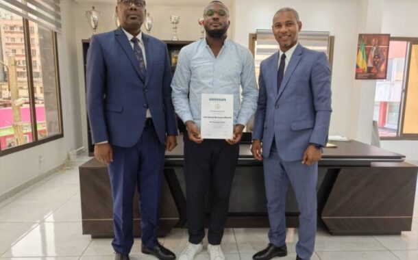 Handball/Louis Djasmy Mavoungou reçu par le Ministre Paul Ulrich Kessany