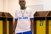 Vie des clubs-Port-Gentil/Alain Djissikadié reconduit pour deux ans comme coach de Stade Mandji